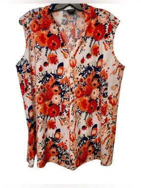 Vamp | Sleeveless Floral V-Neck Top